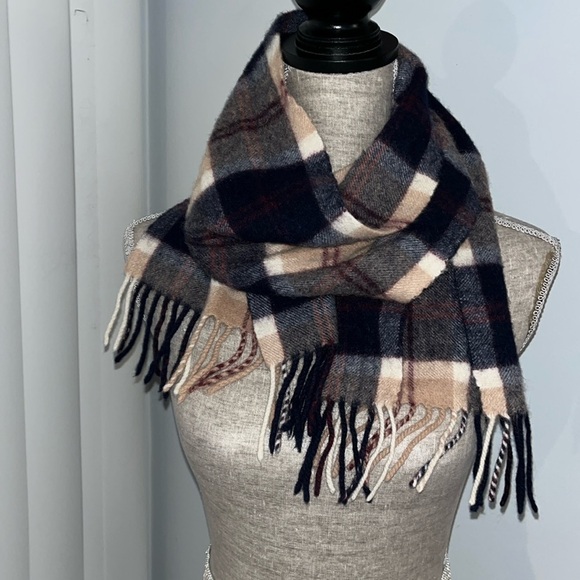 Edinburgh Vintage Check Wool Lambswool Fringed Scarf gray great condition - Picture 1 of 5